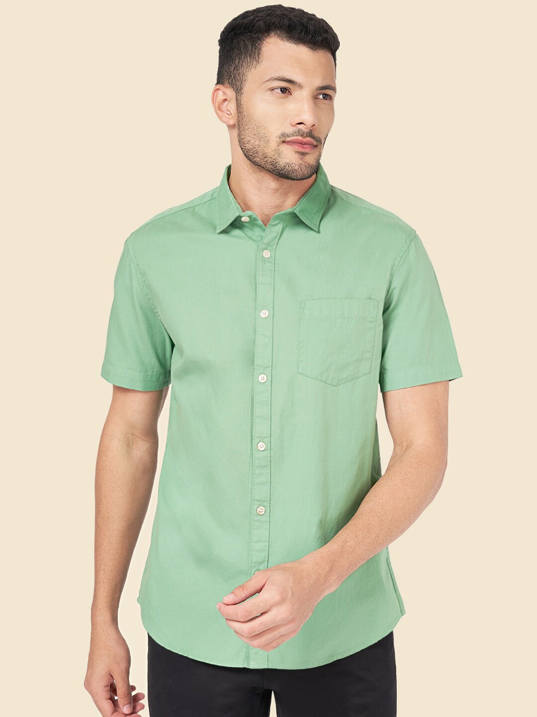 

BYFORD by Pantaloons Spread Collar Cotton Slim Fit Casual Shirt, Green