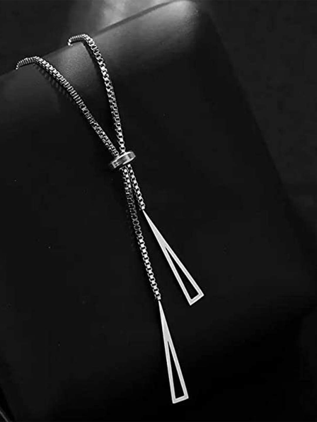 

VIEN Silver-Plated Triangle Clavicle Tassel Necklace