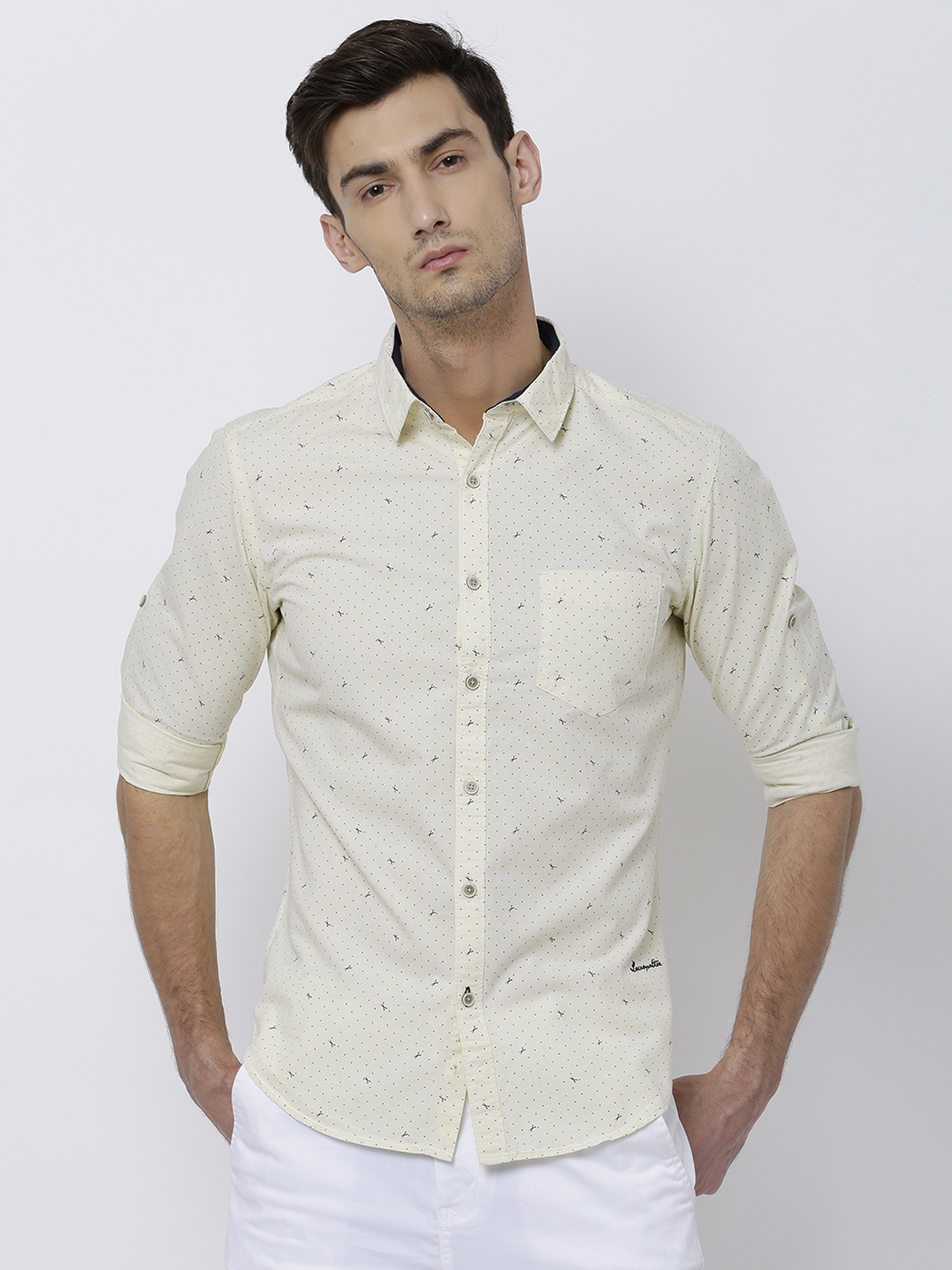 

LOCOMOTIVE Men Beige Slim Fit Printed Casual Shirt