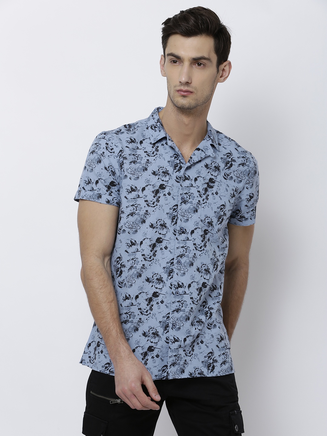 

LOCOMOTIVE Men Blue Slim Fit Printed Casual Shirt