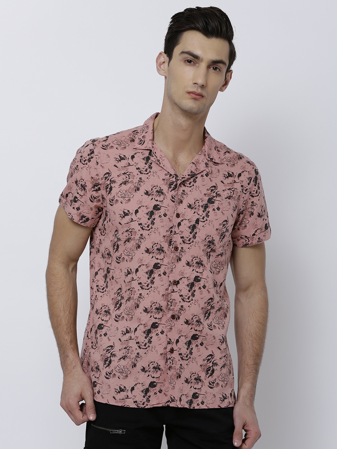 

LOCOMOTIVE Men Pink Slim Fit Printed Casual Shirt