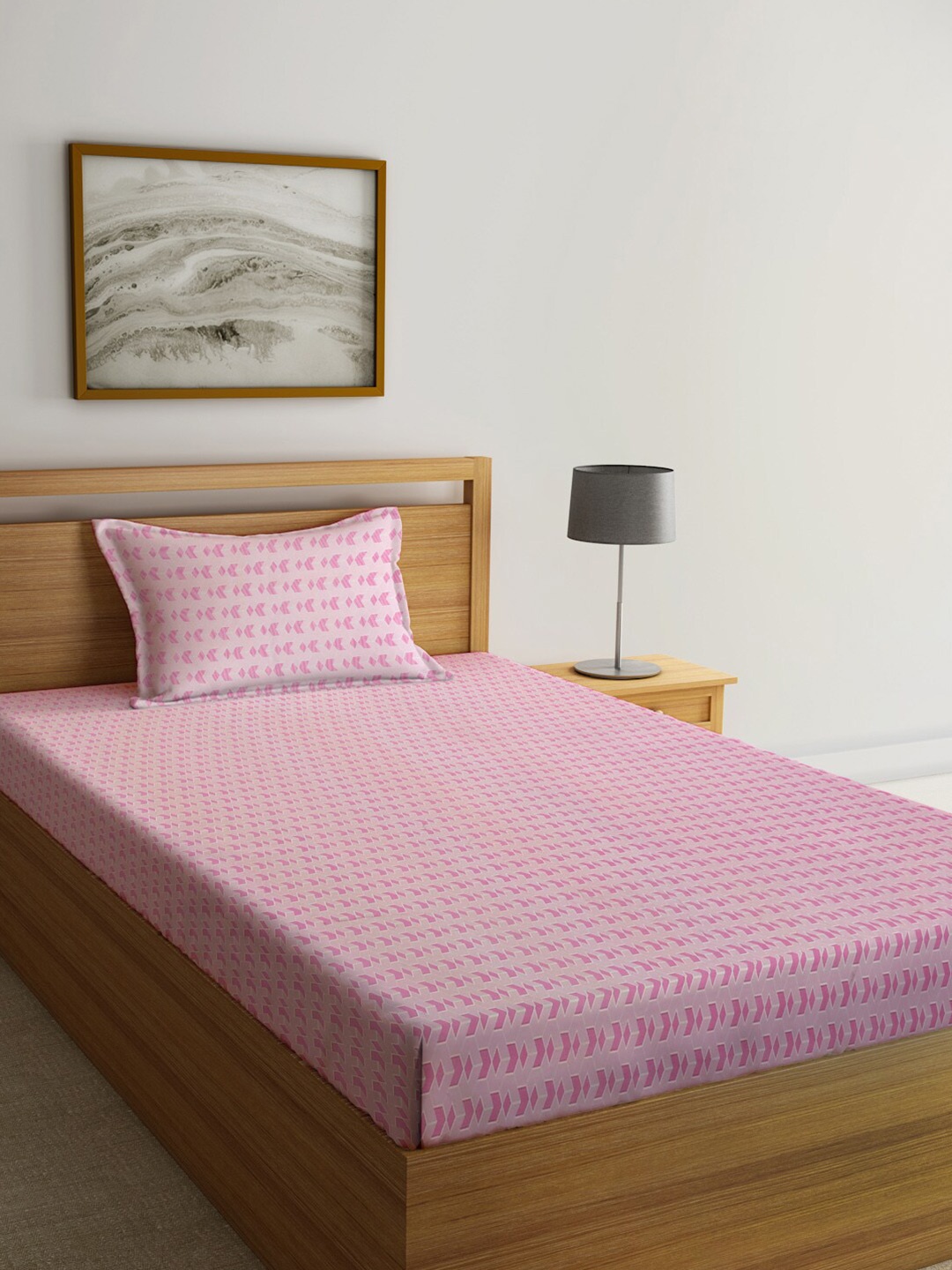 

KLOTTHE Pink Geometric Printed 300TC Single Bedsheet With 1 Pillow Cover