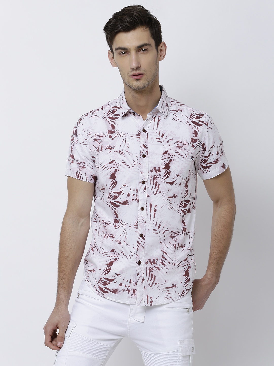 

LOCOMOTIVE Men Pink Slim Fit Printed Casual Shirt