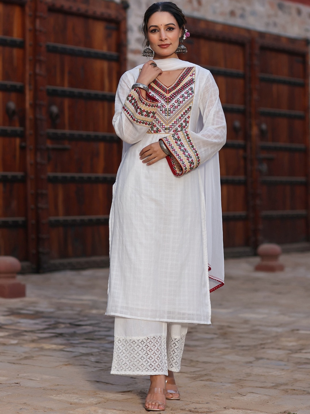 

Juniper White & Red Embroidered V Neck Mirror Work Kurta With Palazzos & Dupatta