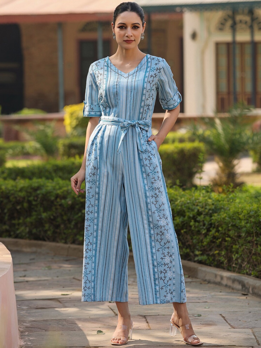 

Juniper Blue & White Ethnic Motifs Printed Puff Sleeves Belted Basic Jumpsuit