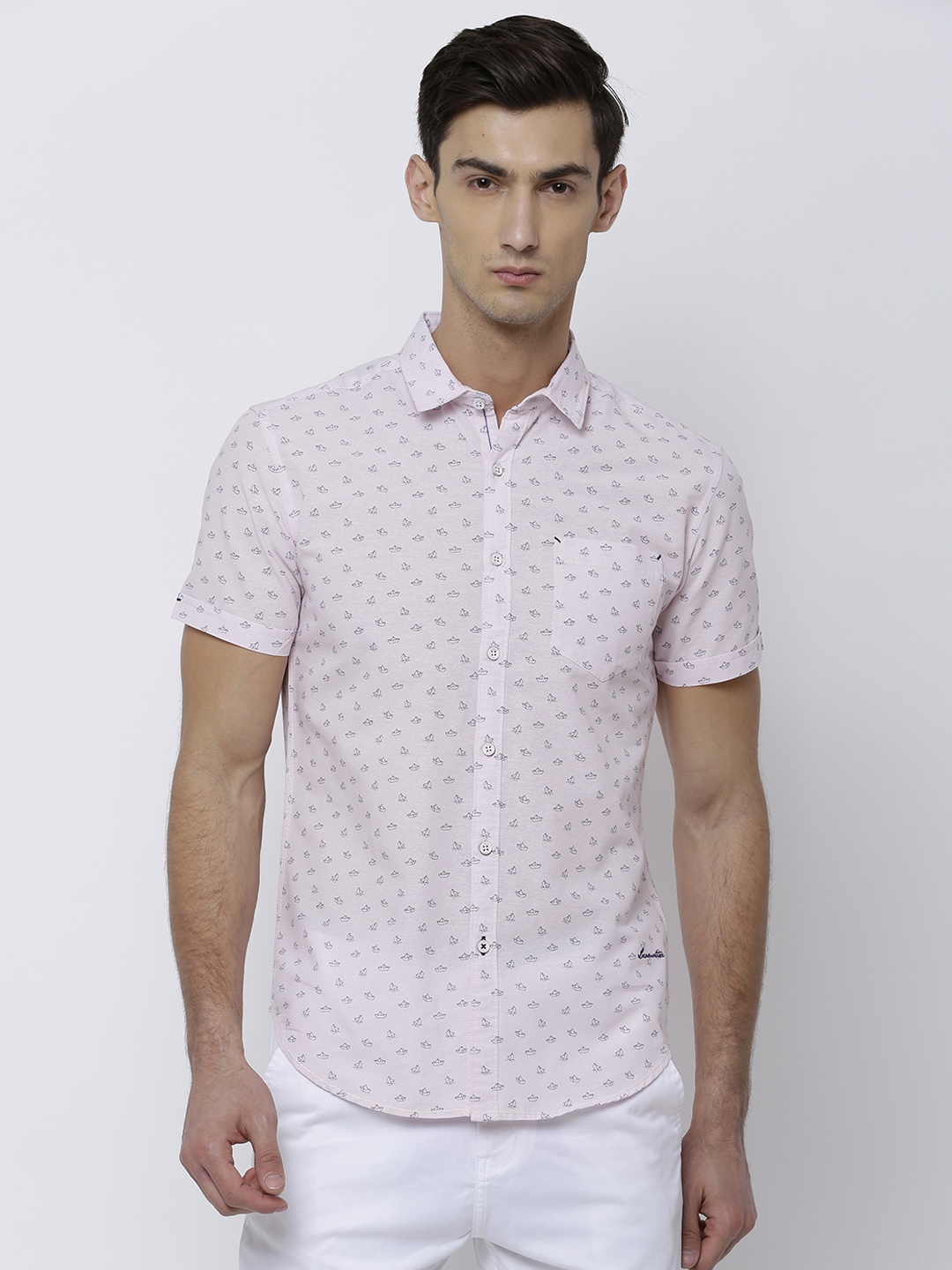 

LOCOMOTIVE Men Pink Slim Fit Printed Casual Shirt