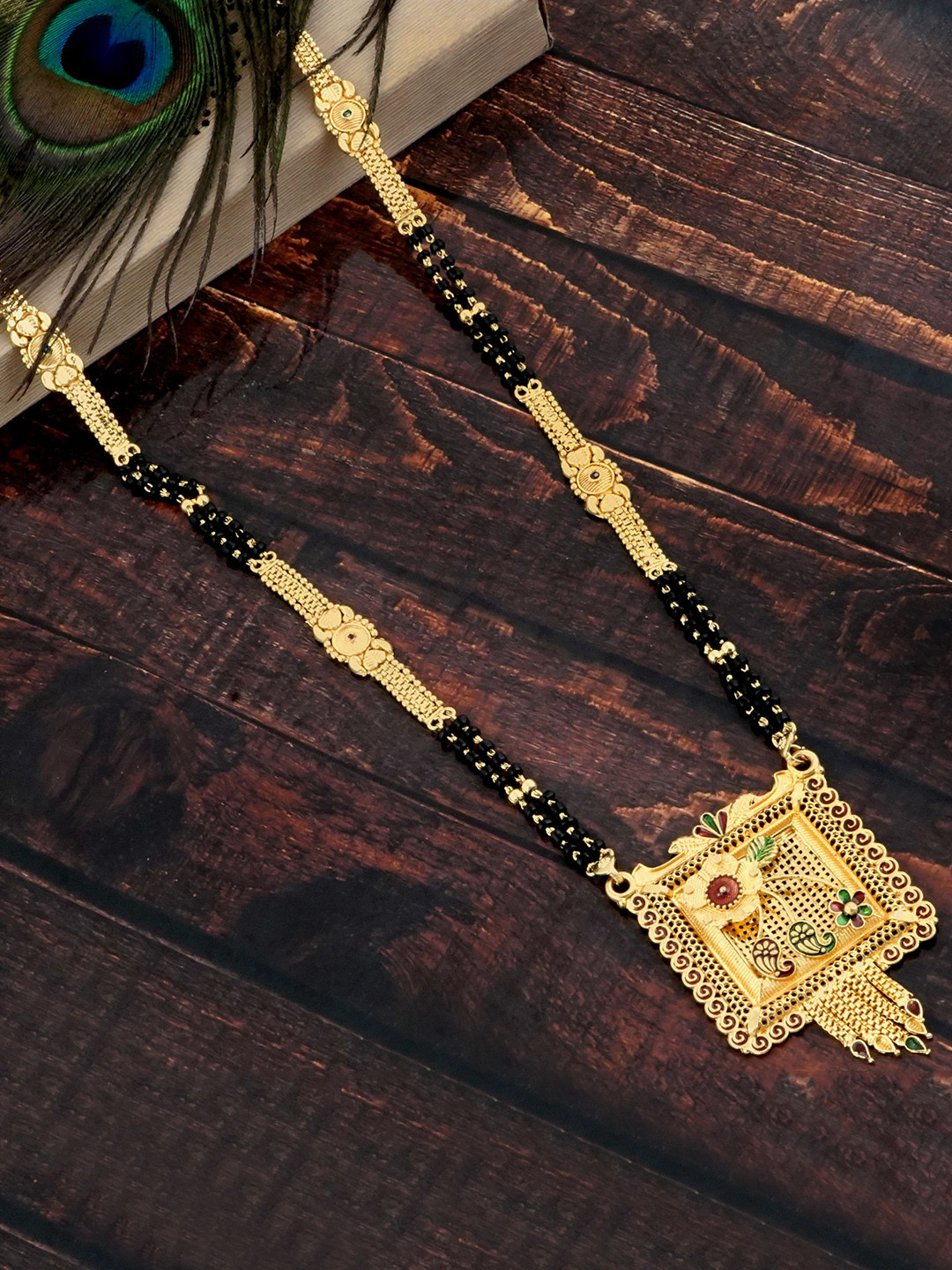 

MANSIYAORANGE Gold-Plated Beaded Mangalsutra