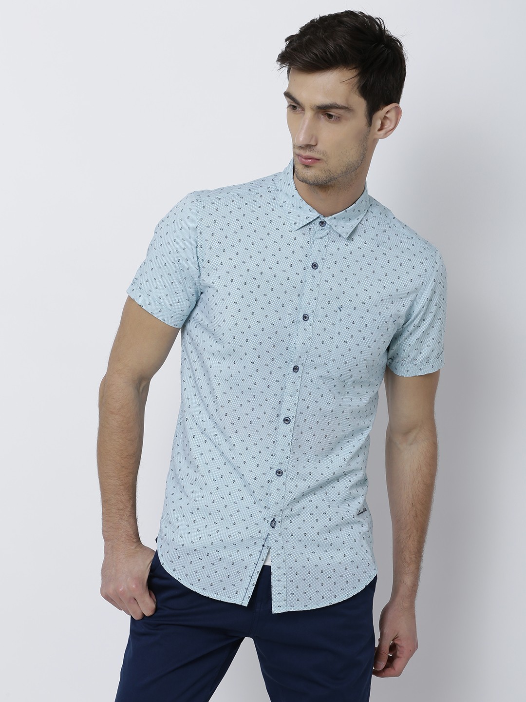 

LOCOMOTIVE Men Blue Slim Fit Printed Casual Shirt