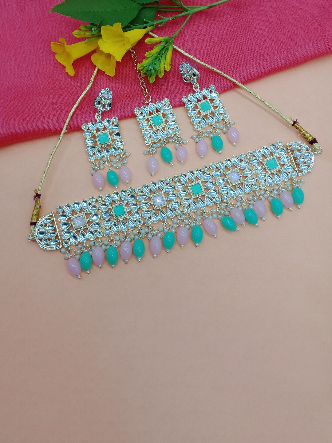 

AASHISH IMITATION Gold-Plated Kundan-Studded Jewellery Set