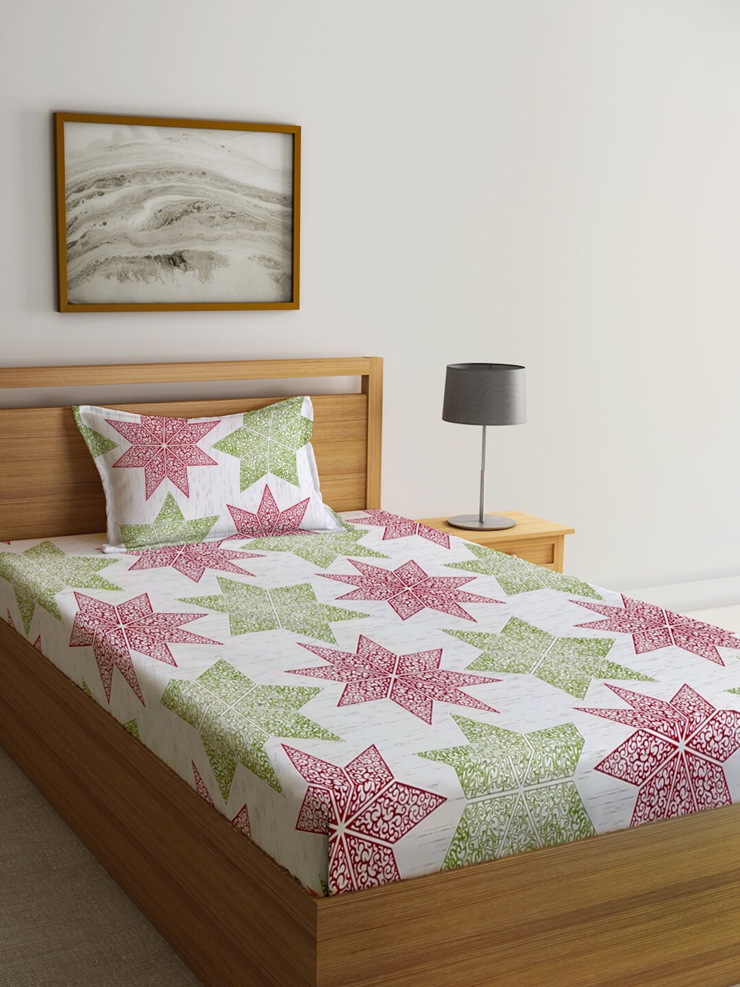 

KLOTTHE Green & White Geometric Printed 300 TC Fitted Single Bedsheet With Pillow Cover