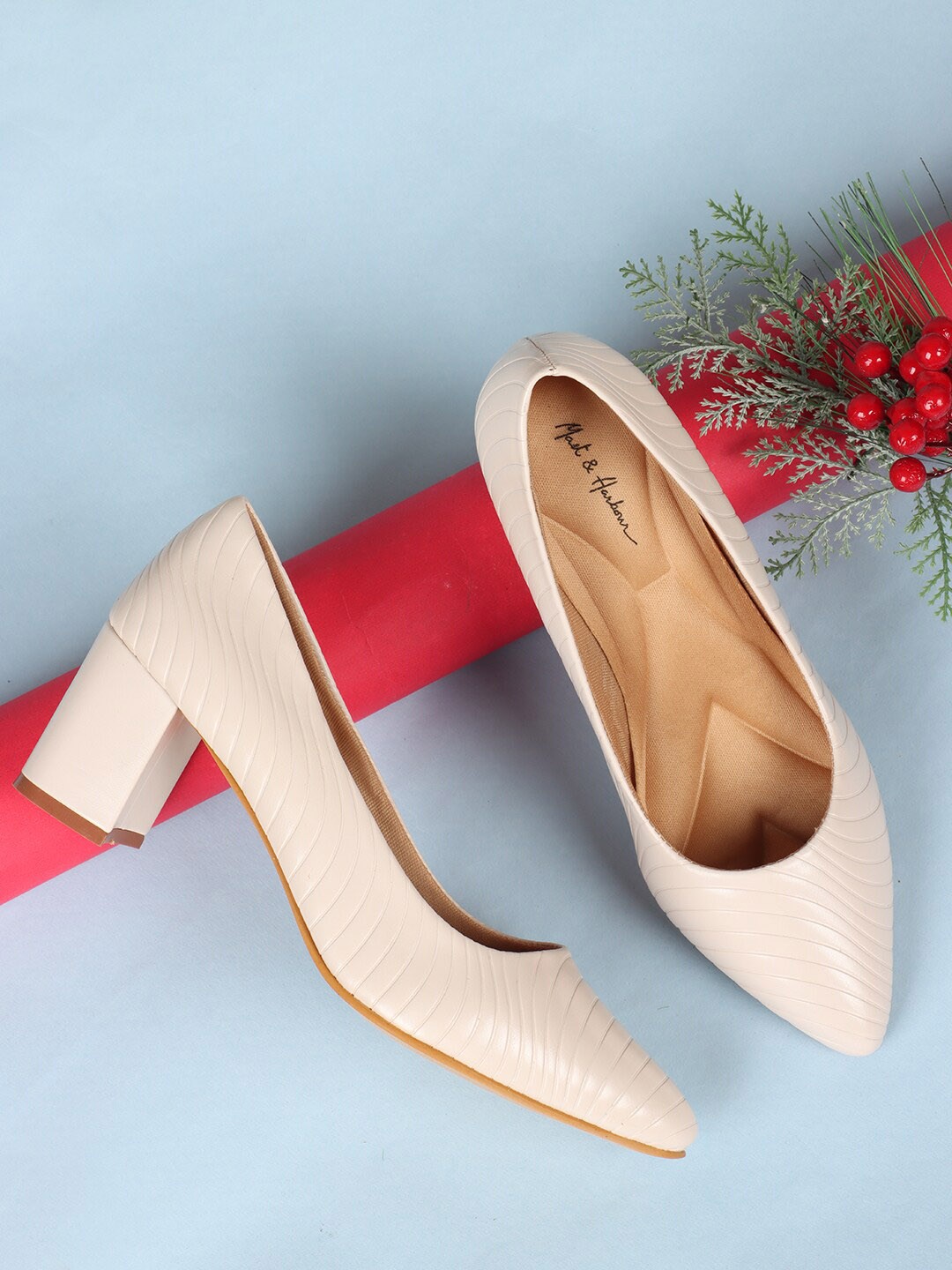 

Mast & Harbour Cream-Coloured Textured PU Block Pumps Heels