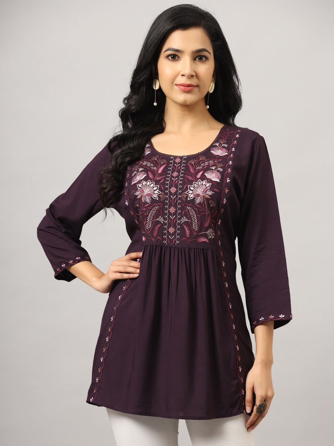 

Amchoor Floral Embroidered Round Neck Empire Top, Maroon