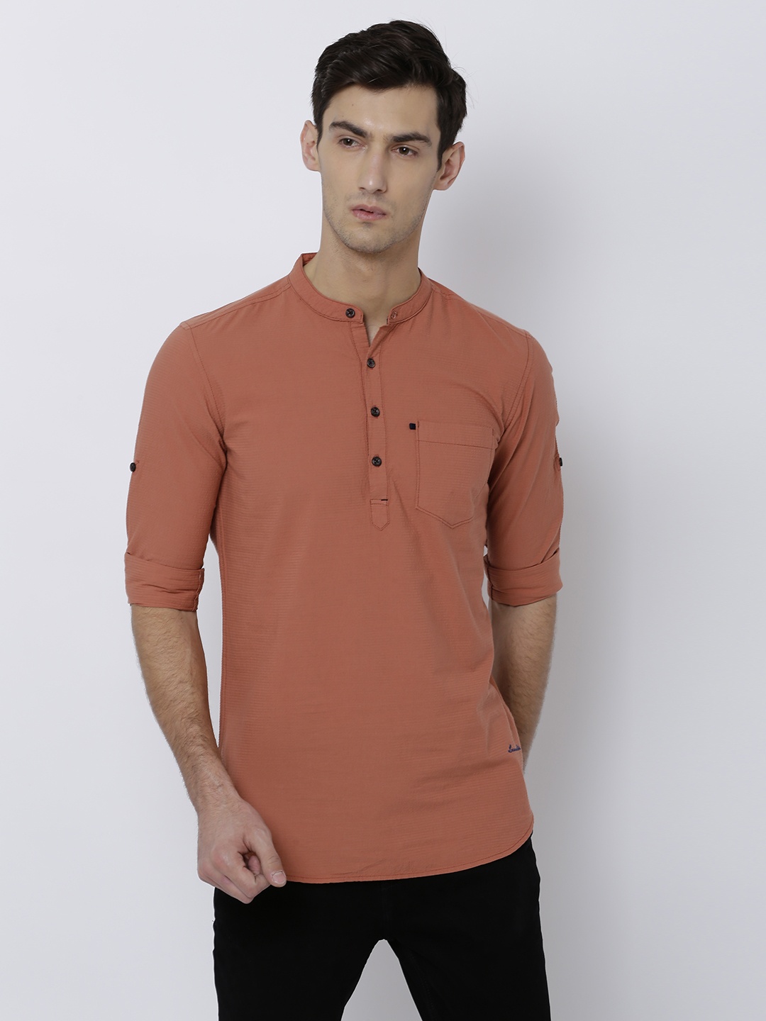 

LOCOMOTIVE Men Orange Slim Fit Solid Casual Shirt