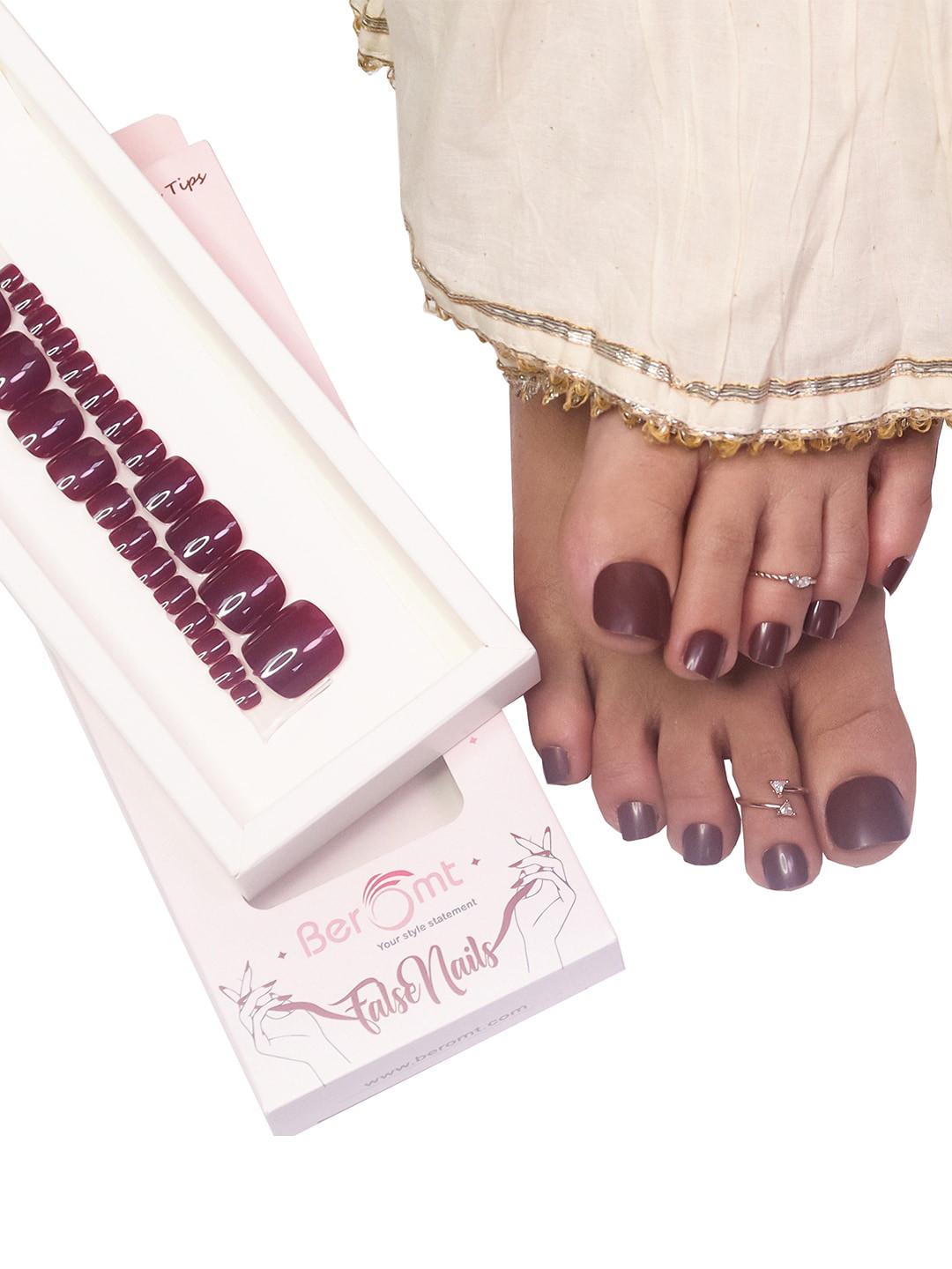 

BEROMT Salon Finish Press On Toe Nail Tips with Kit 30g - Brown 273