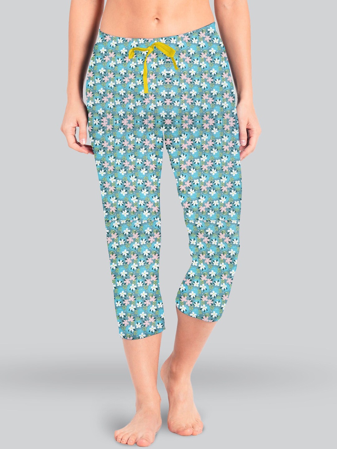 

LYRA Women Printed Pure Cotton Mid-Rise Capris, Turquoise blue