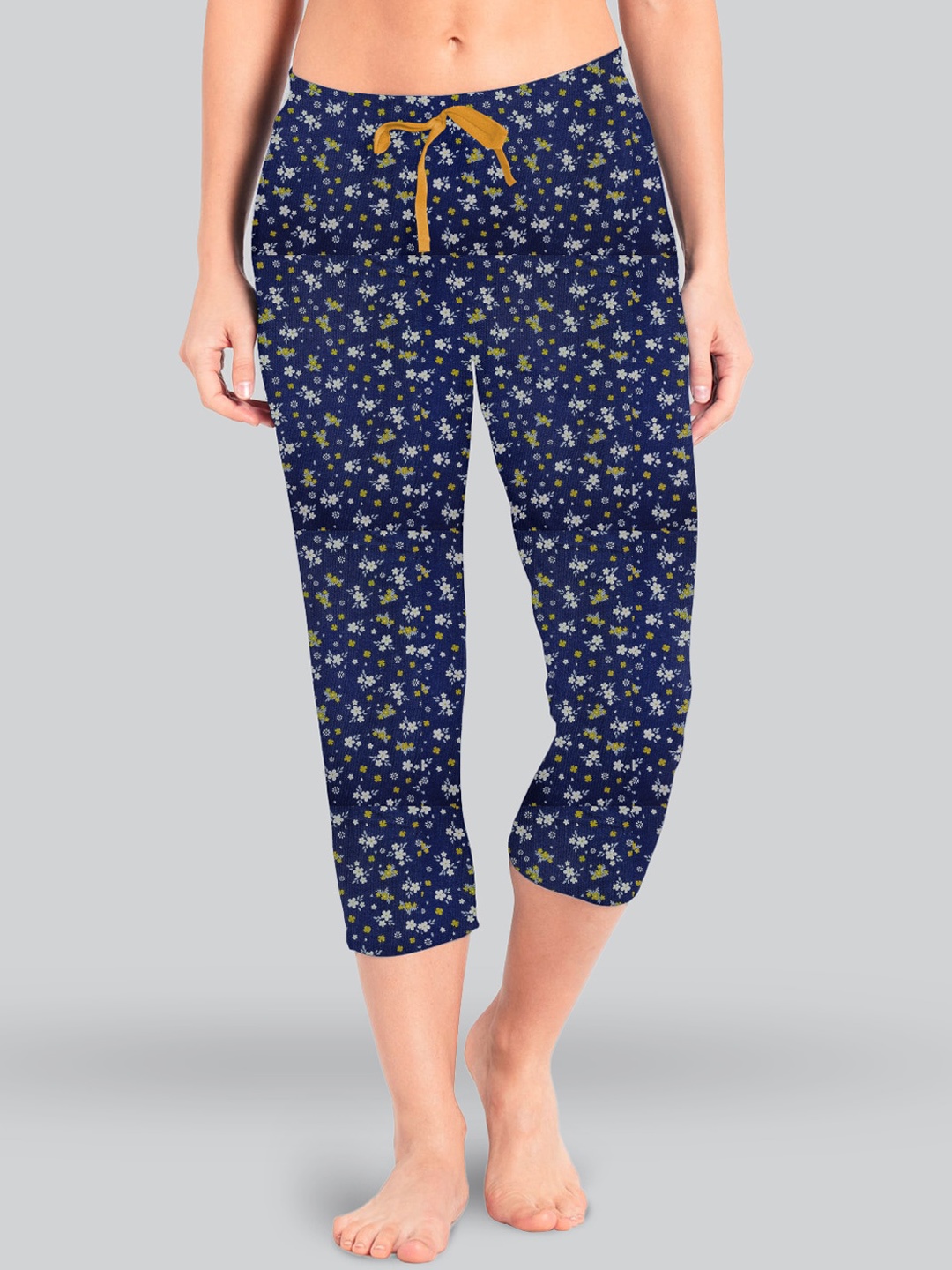 

LYRA Women Floral Printed Pure Cotton Capris, Navy blue