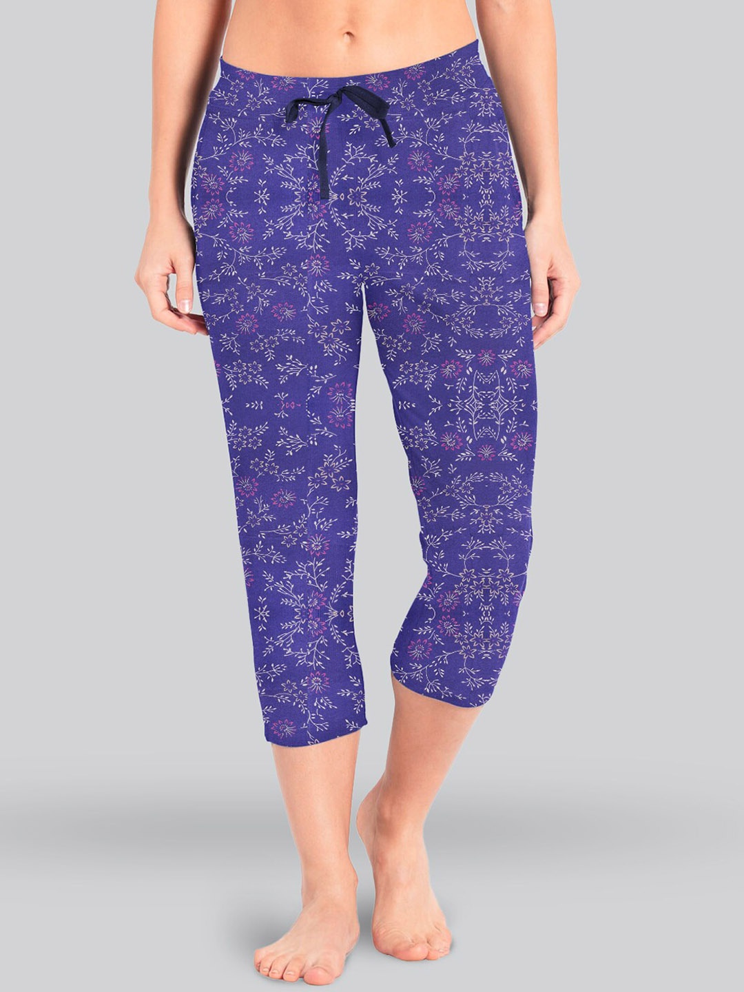 

LYRA Women Plus Size Floral Printed Cotton Lounge Capris, Blue
