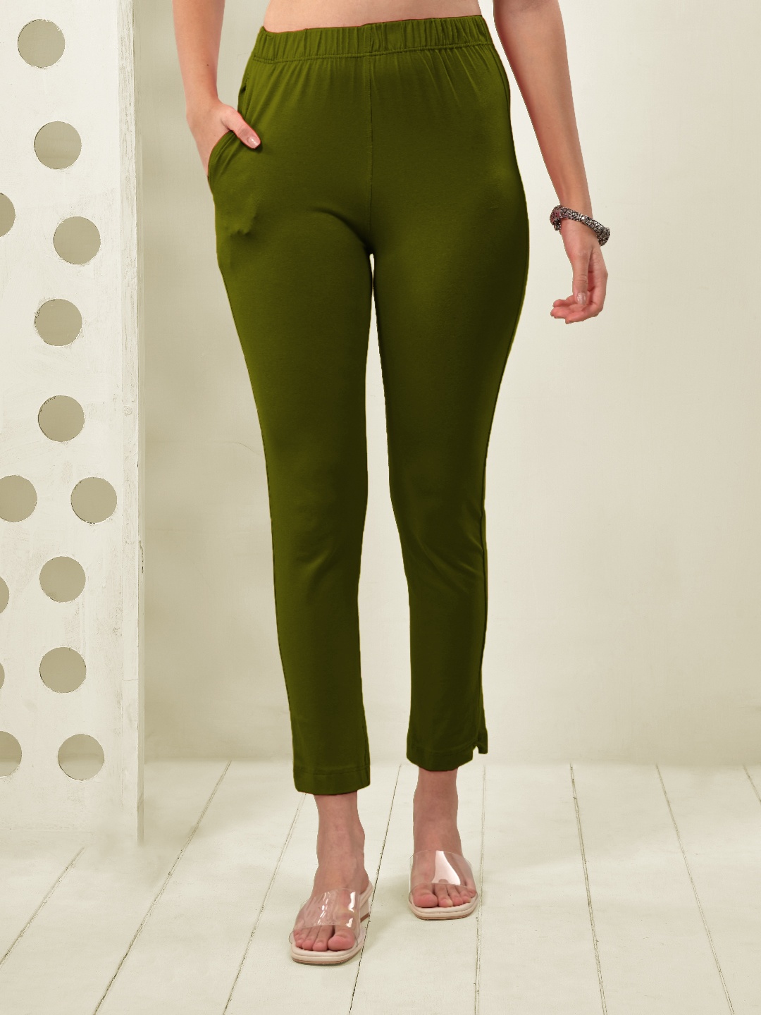

LYRA Women Mid-Rise Original Cotton Trousers, Green