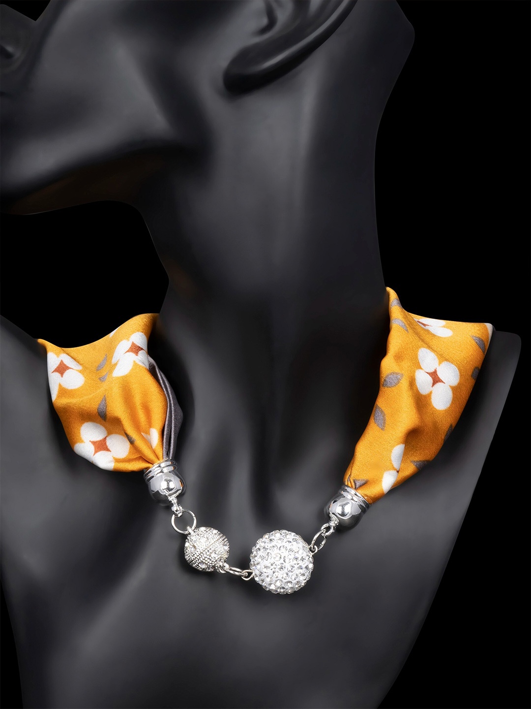 

NOTEQUAL Mulberry Silk Scarf Necklace, Orange