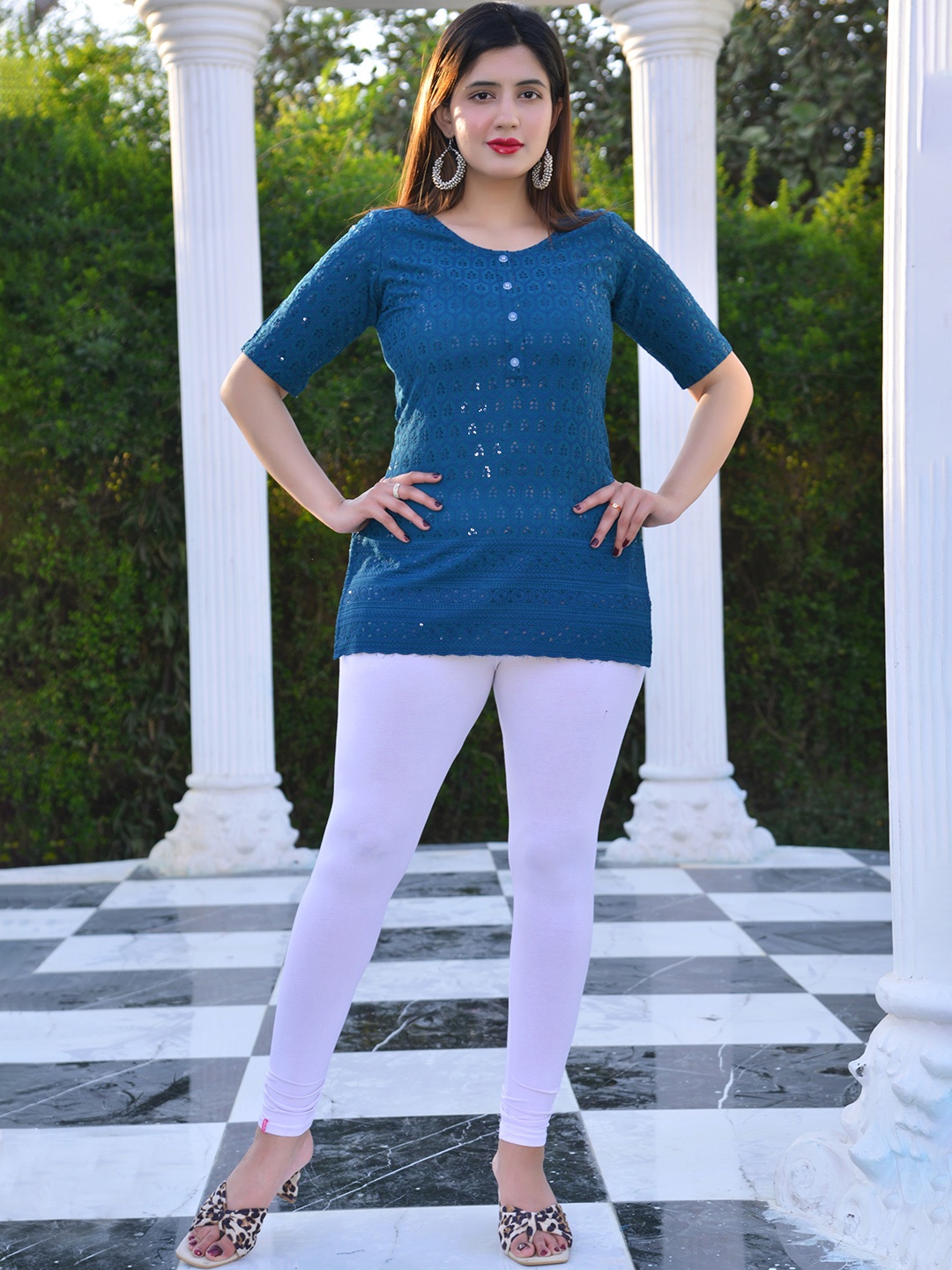 

VASTRAMANIAA Self Design Sequined Side Slits Top, Teal