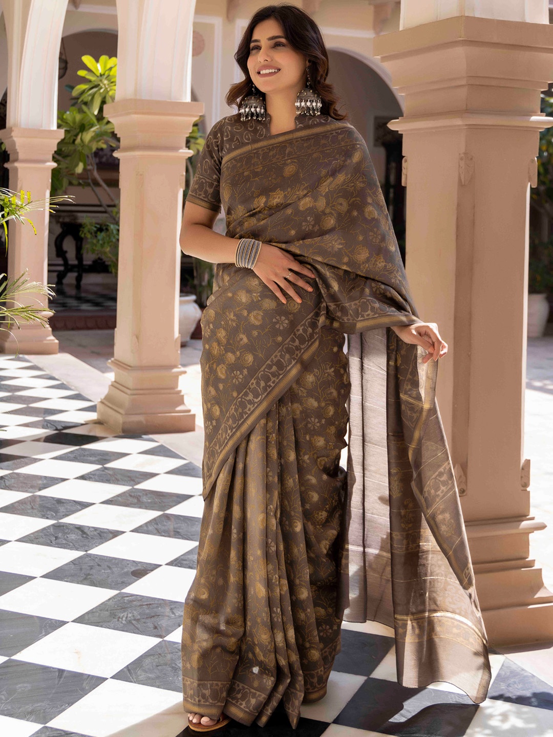 

Ragavi Floral Printed Chanderi Saree, Brown