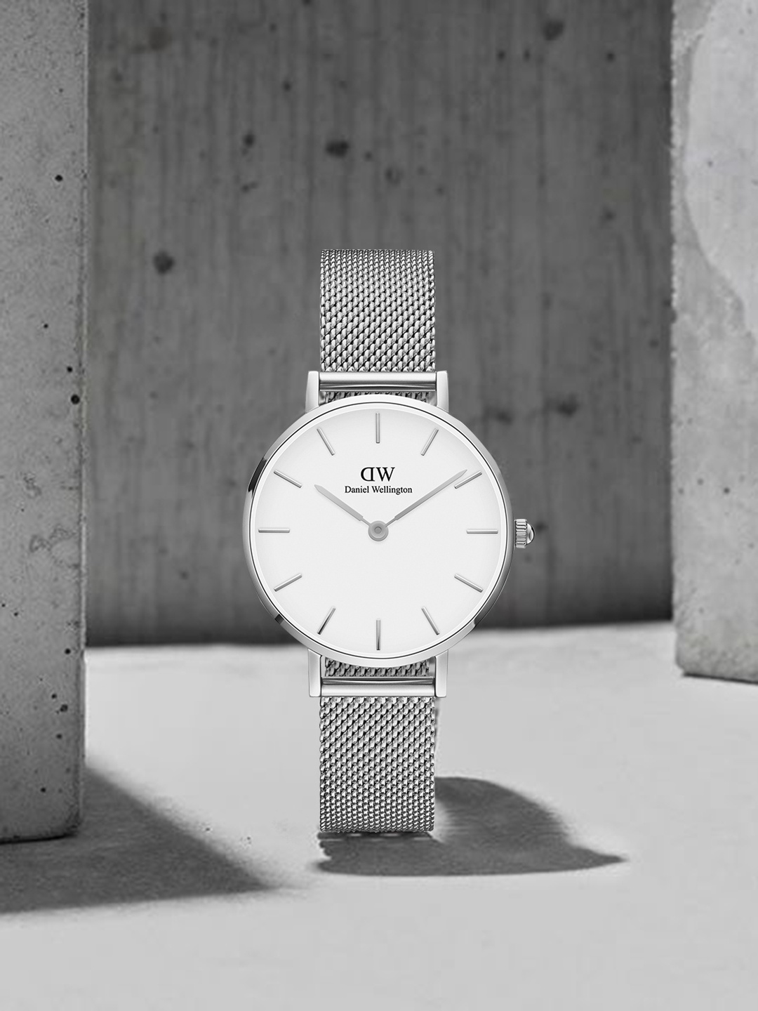 

Daniel Wellington Women Petite Sterling Watch-28mm DW00100220, White