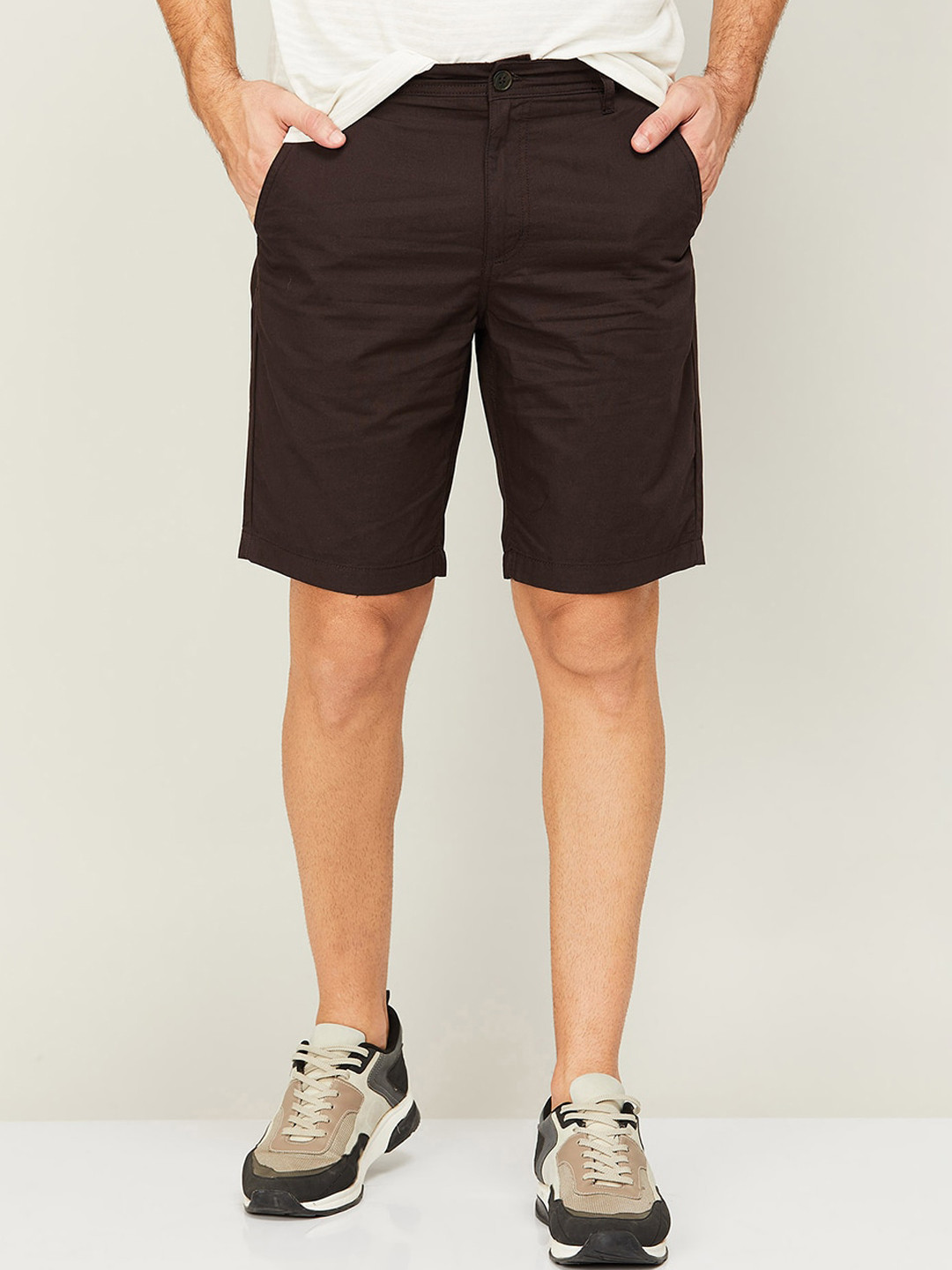 

Fame Forever by Lifestyle Men Mid-Rise Cotton Chino Shorts, Brown