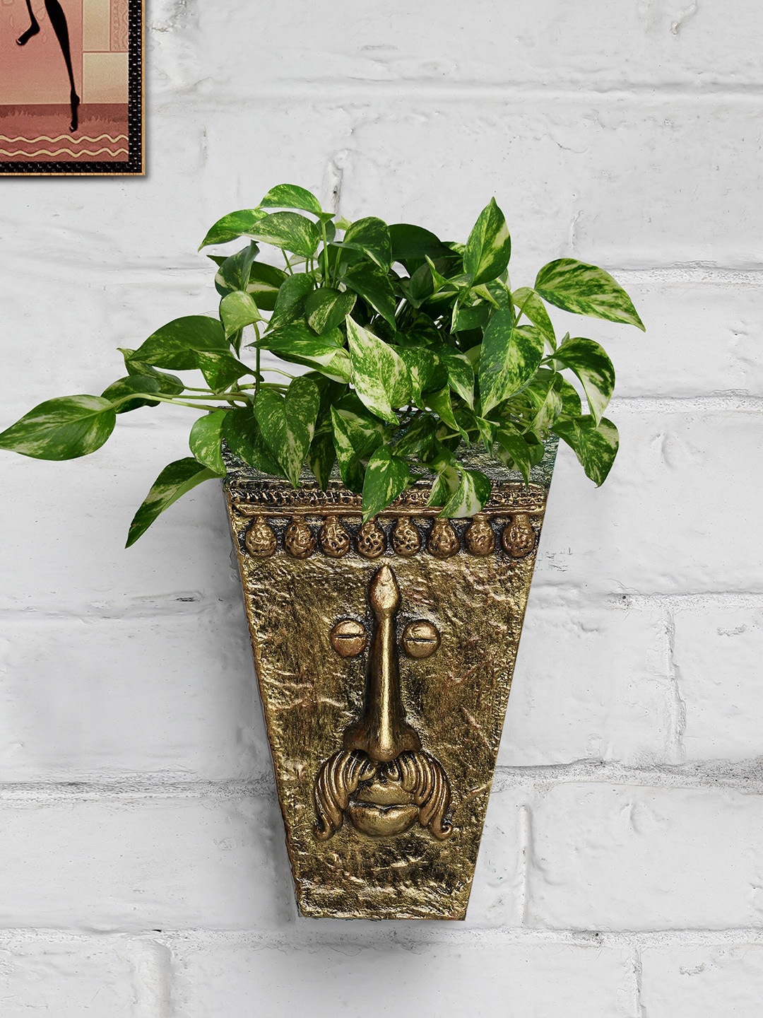 

Stylespace by Isha Metallic & Green Textured Fiber Wall Planter, Gold