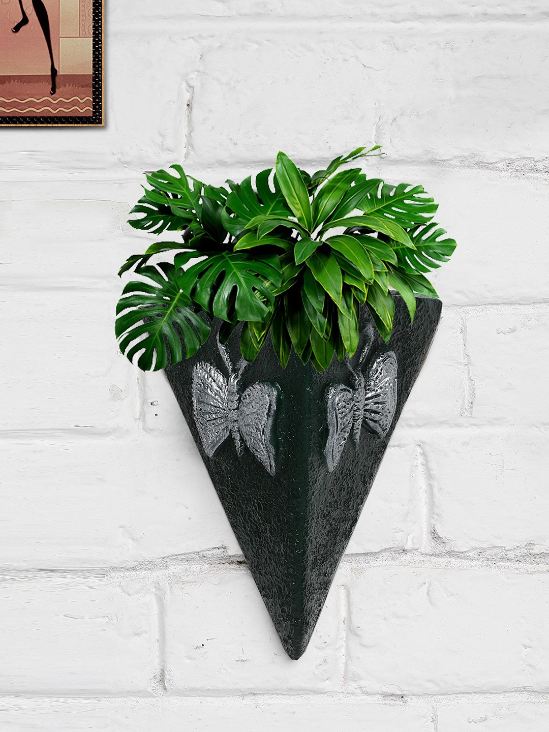 

Stylespace by Isha Green & Silver Butterfly Design Textured Fiber Wall Planter