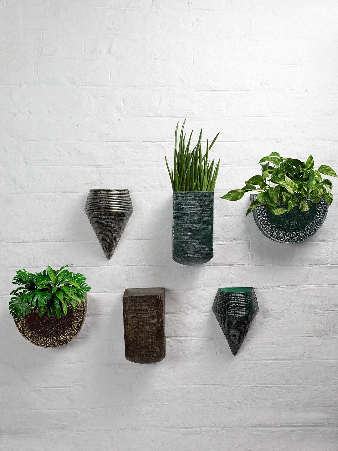

Stylespace by Isha 6-Pcs Green & Golden Textured Fiber Wall Planters