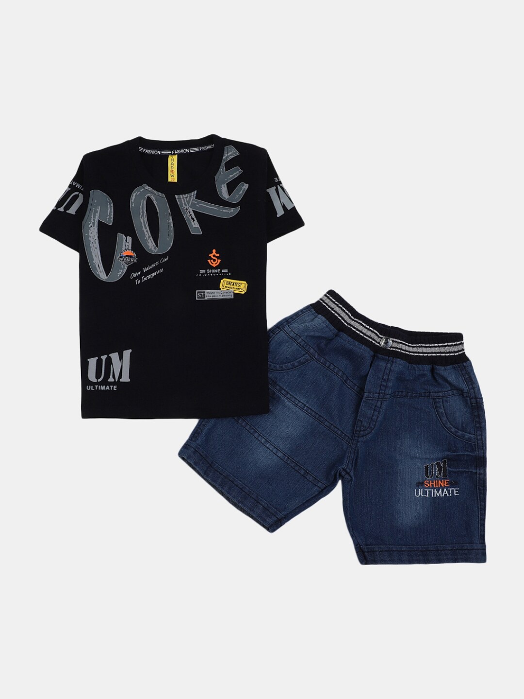 

V-Mart Boys Printed Pure Cotton T-shirt with Shorts, Black