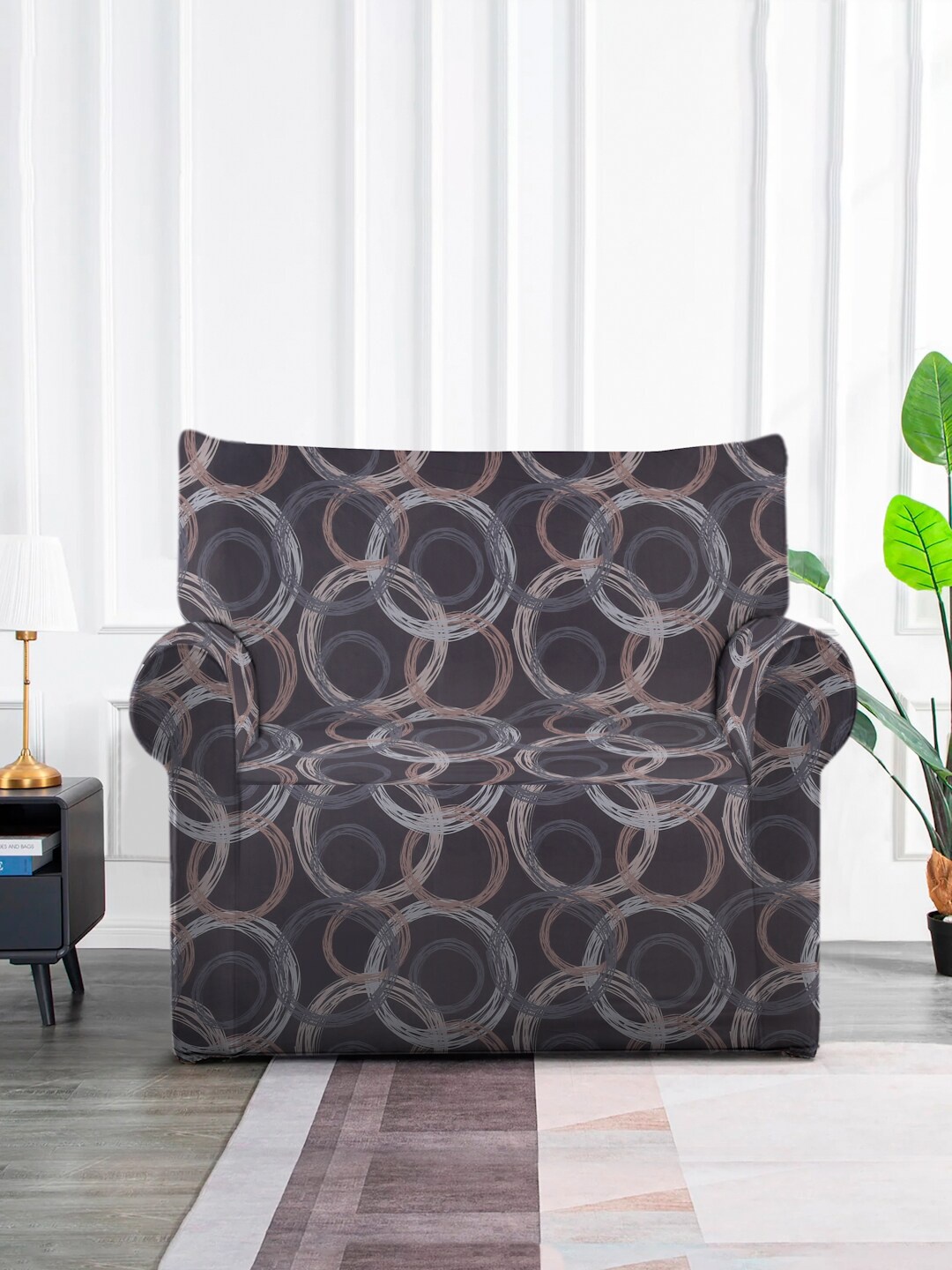 

MULTITEX Grey & Brown Geometric Printed One-Seater Elasticated Sofa Cover