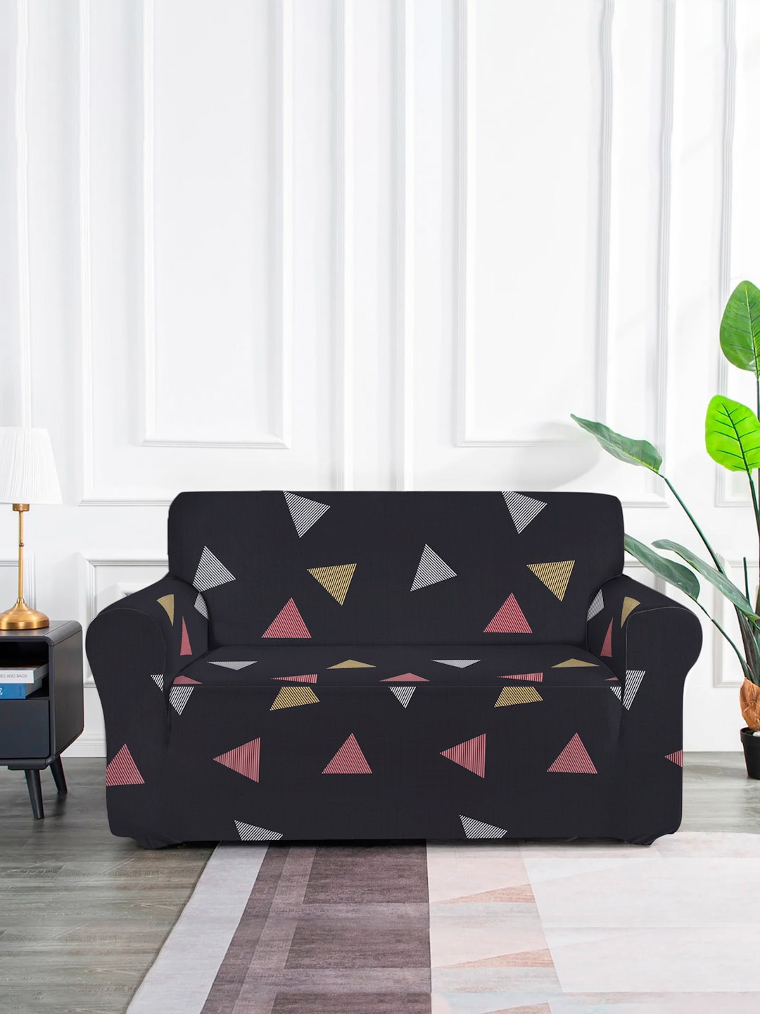 

MULTITEX Black & White Geometric Printed Elasticated 2-Seater Sofa Cover