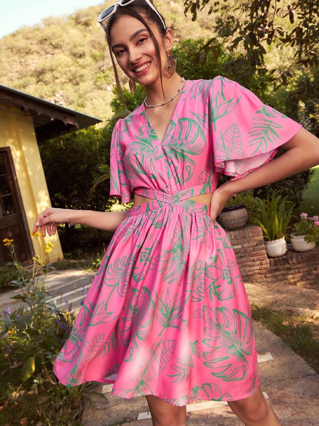 

SASSAFRAS Tropical Printed Waist Cut Out Georgette Fit & Flare Dress, Pink