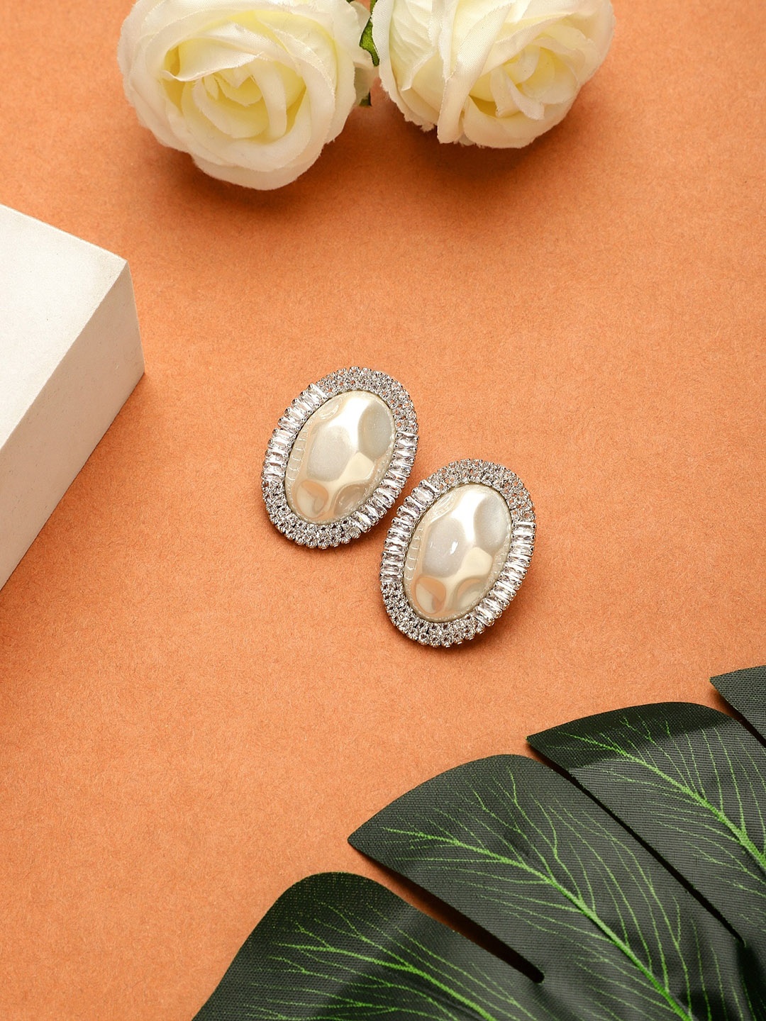 

Mali Fionna Silver-Plated Contemporary Studs Earrings