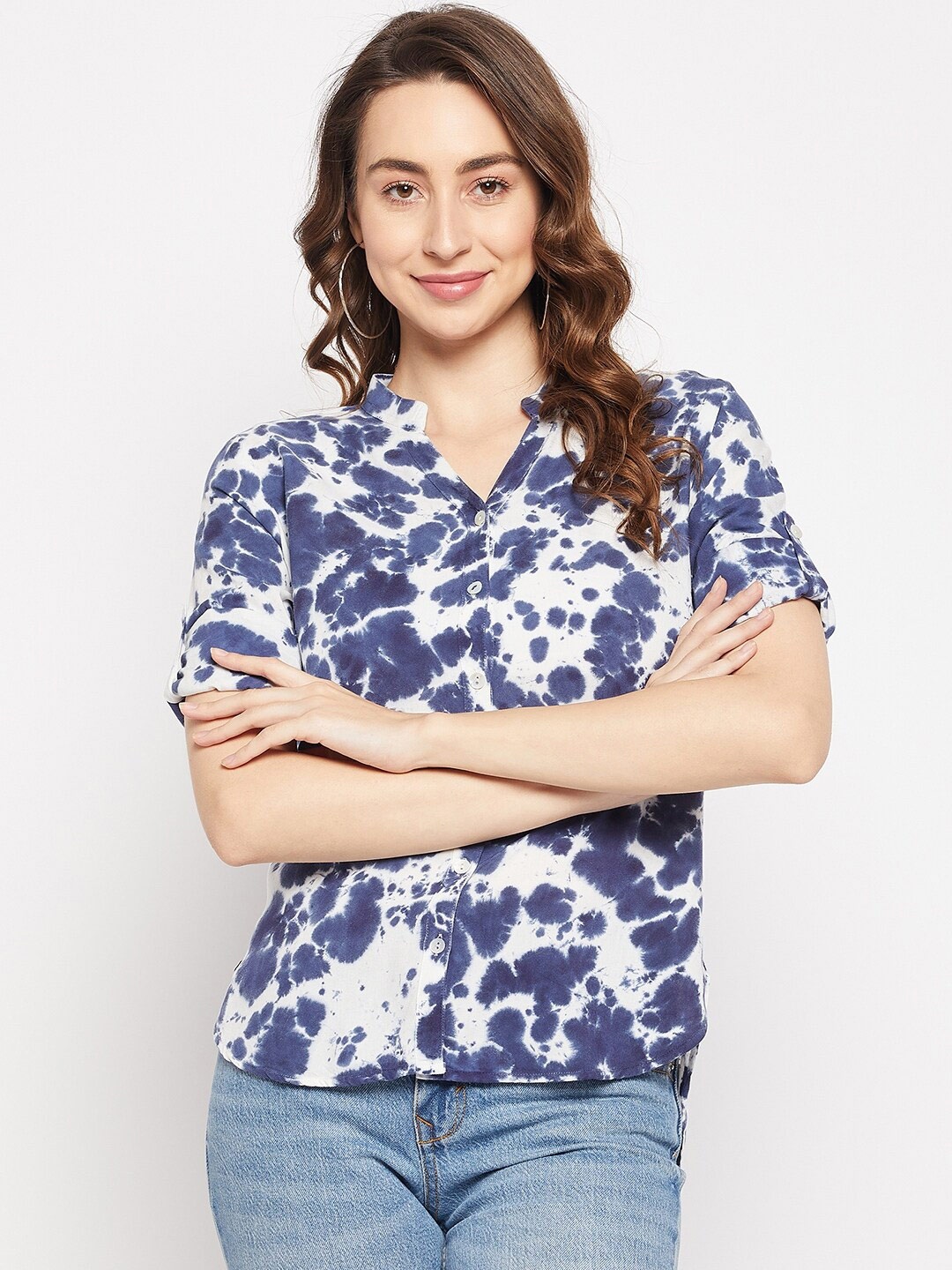 

Ruhaans Classic Fit Tie And Dye Roll Up Sleeves Casual Shirt, Navy blue