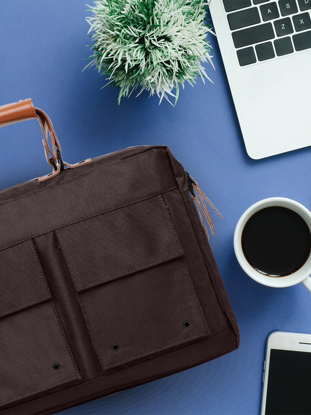 

AirCase Messenger Bag, Brown