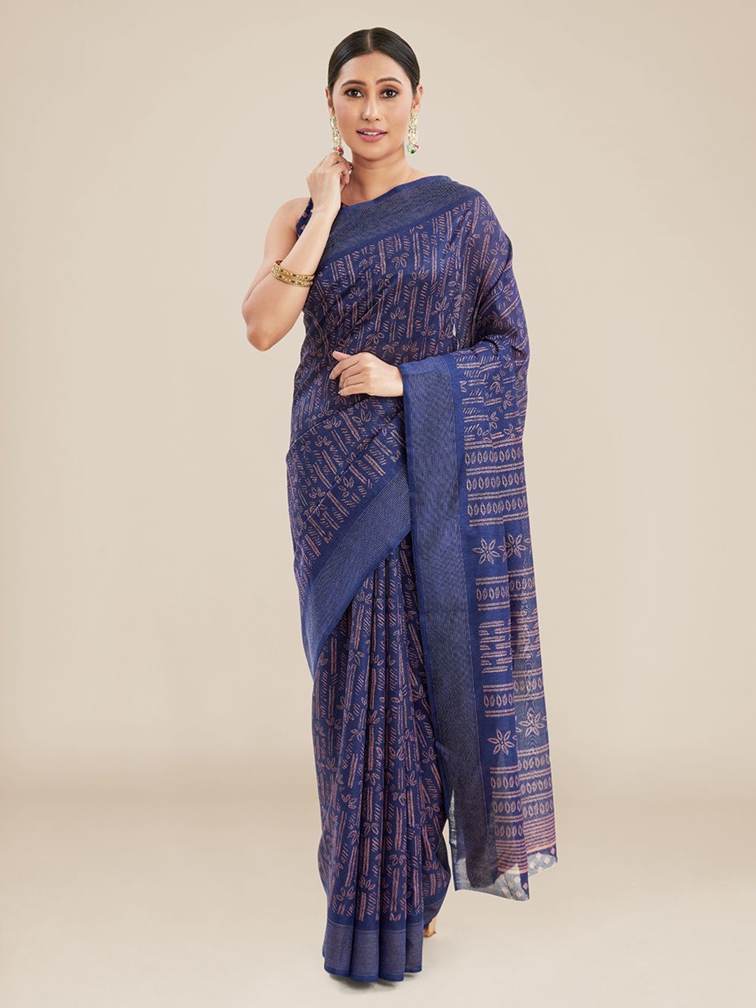 

Kalyan Silks Floral Printed Saree, Navy blue