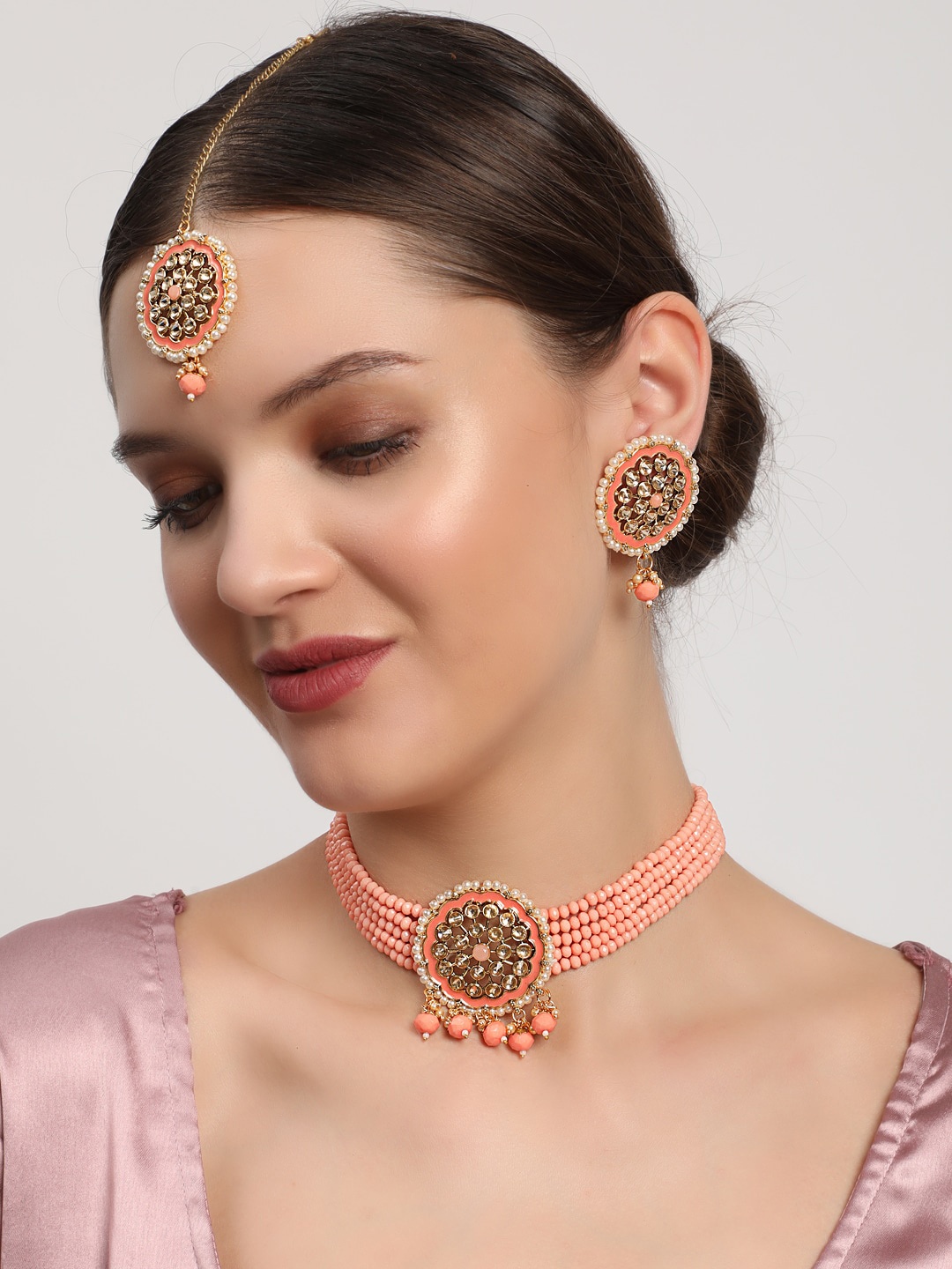 

Anouk Gold-Toned & Cream Gold-Plated Kundan-Studded and Beaded Jewellery Set