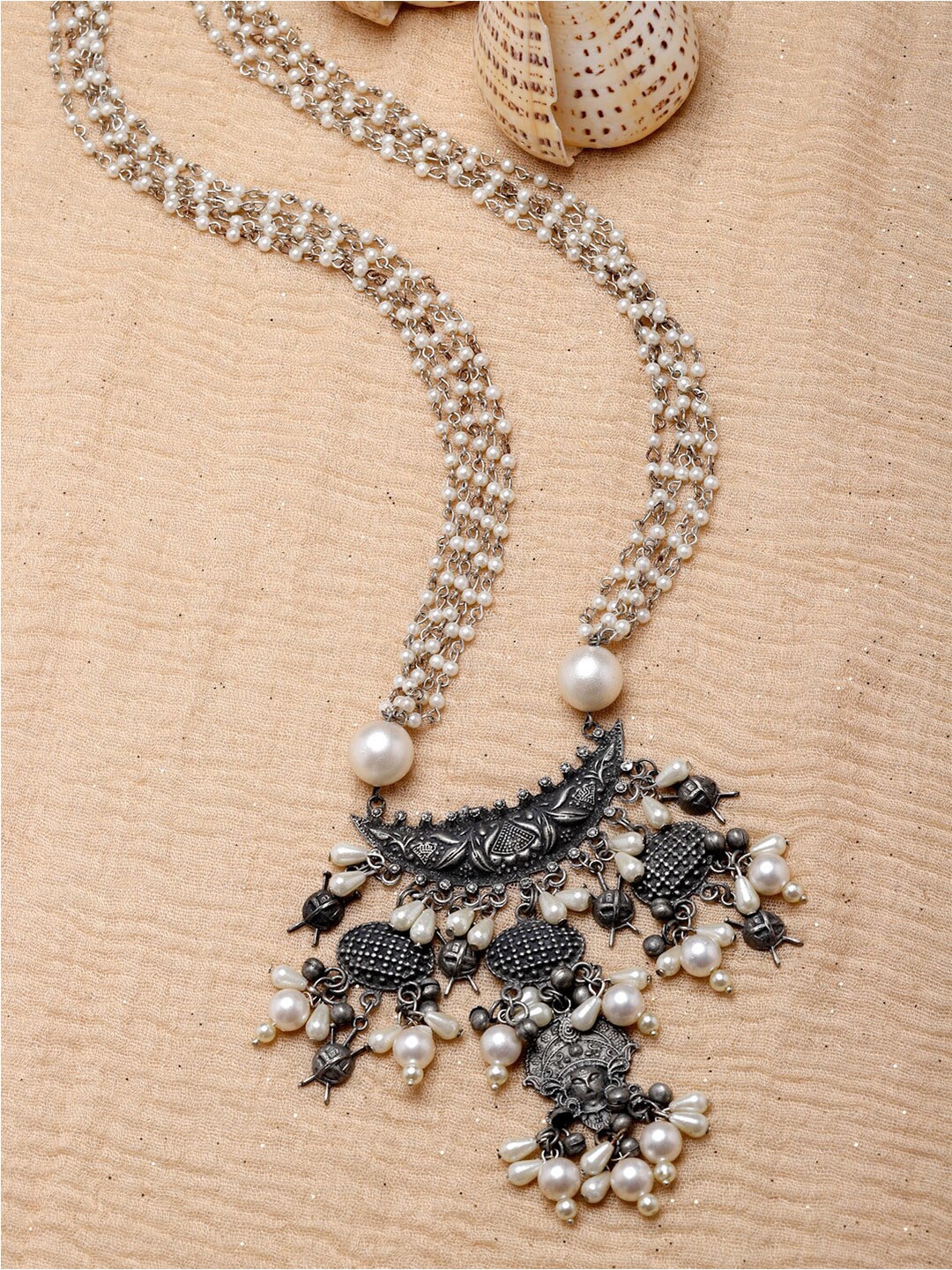 

Moedbuille Brass Silver-Plated Oxidised Necklace