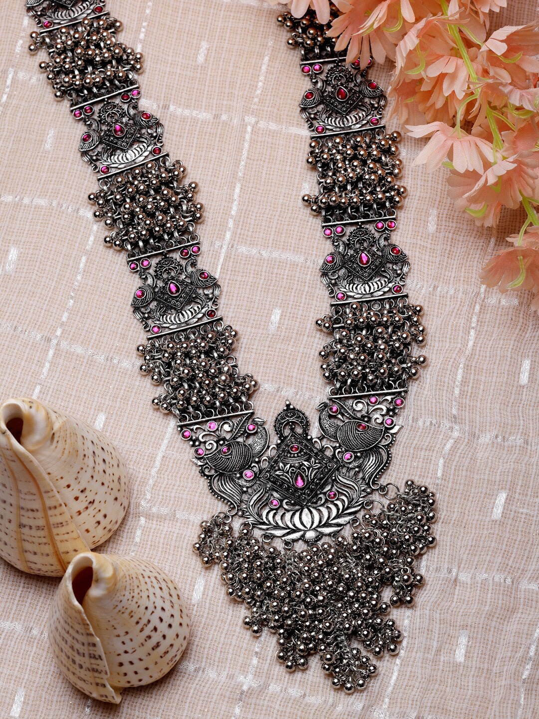

Moedbuille Brass Silver-Plated Temple Necklace