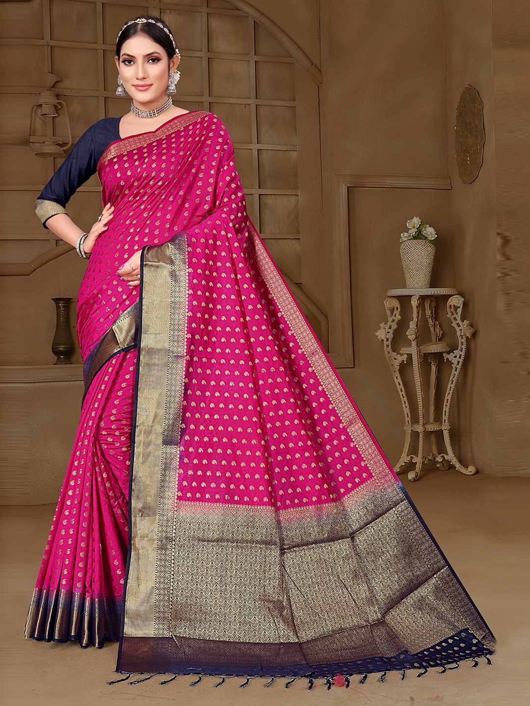 

Pisara Woven Design Zari Silk Cotton Banarasi Saree, Pink