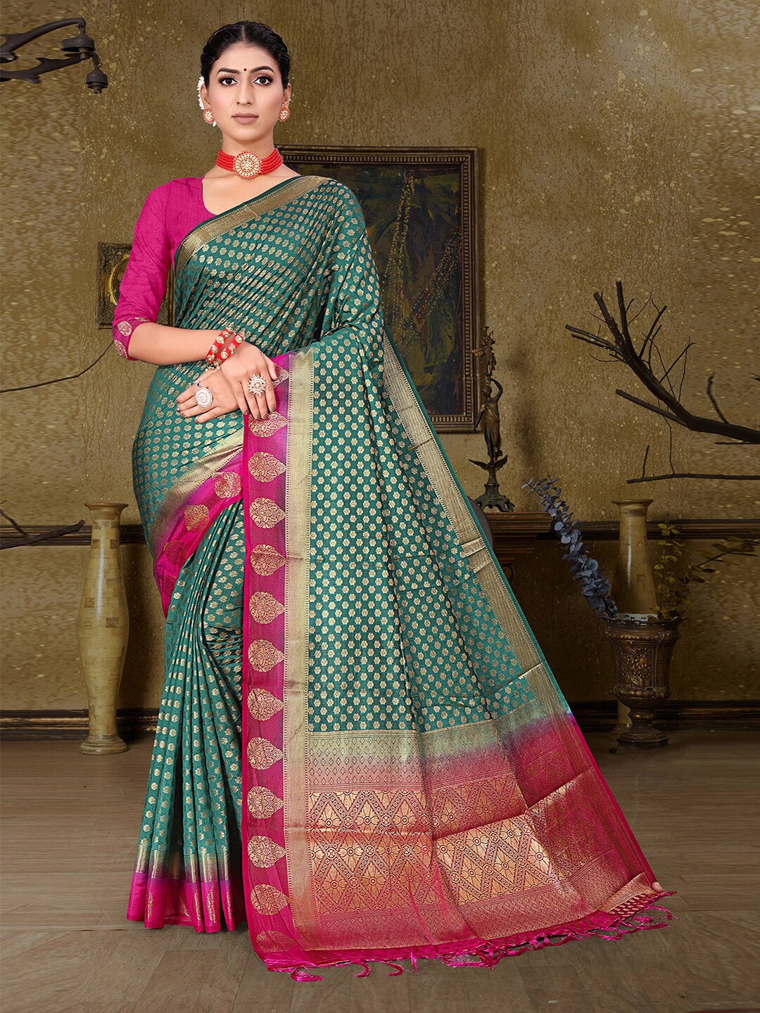 

Pisara Woven Design Zari Silk Cotton Banarasi Saree, Green