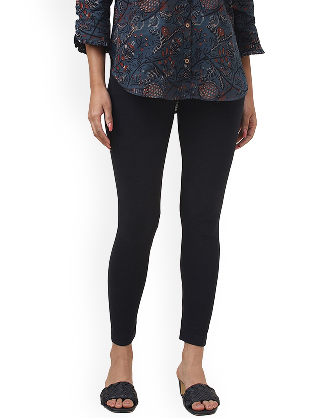 

Fabindia Women Ankle Length Leggings, Black