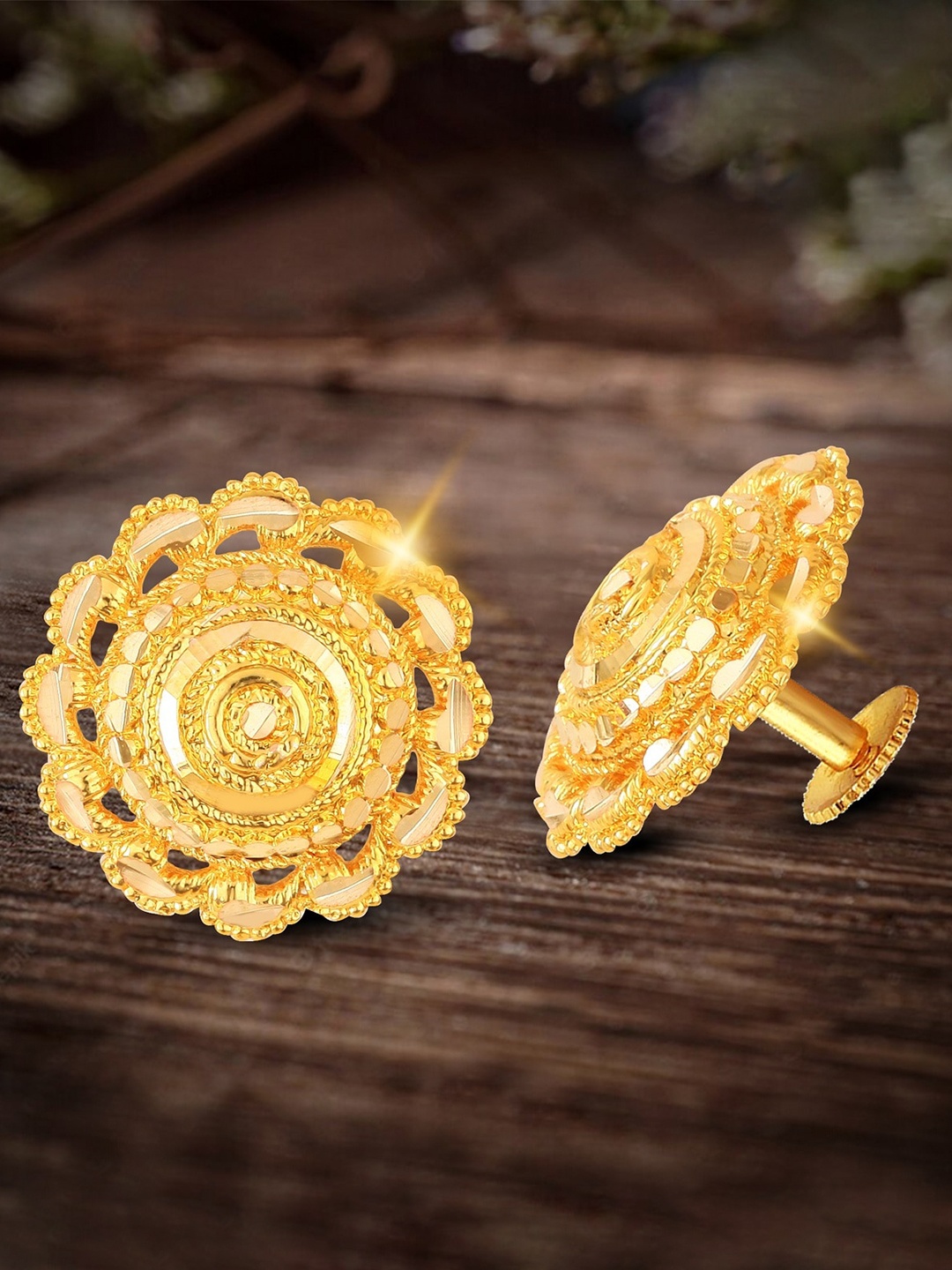 

Vighnaharta Gold-Plated Floral Studs Earrings