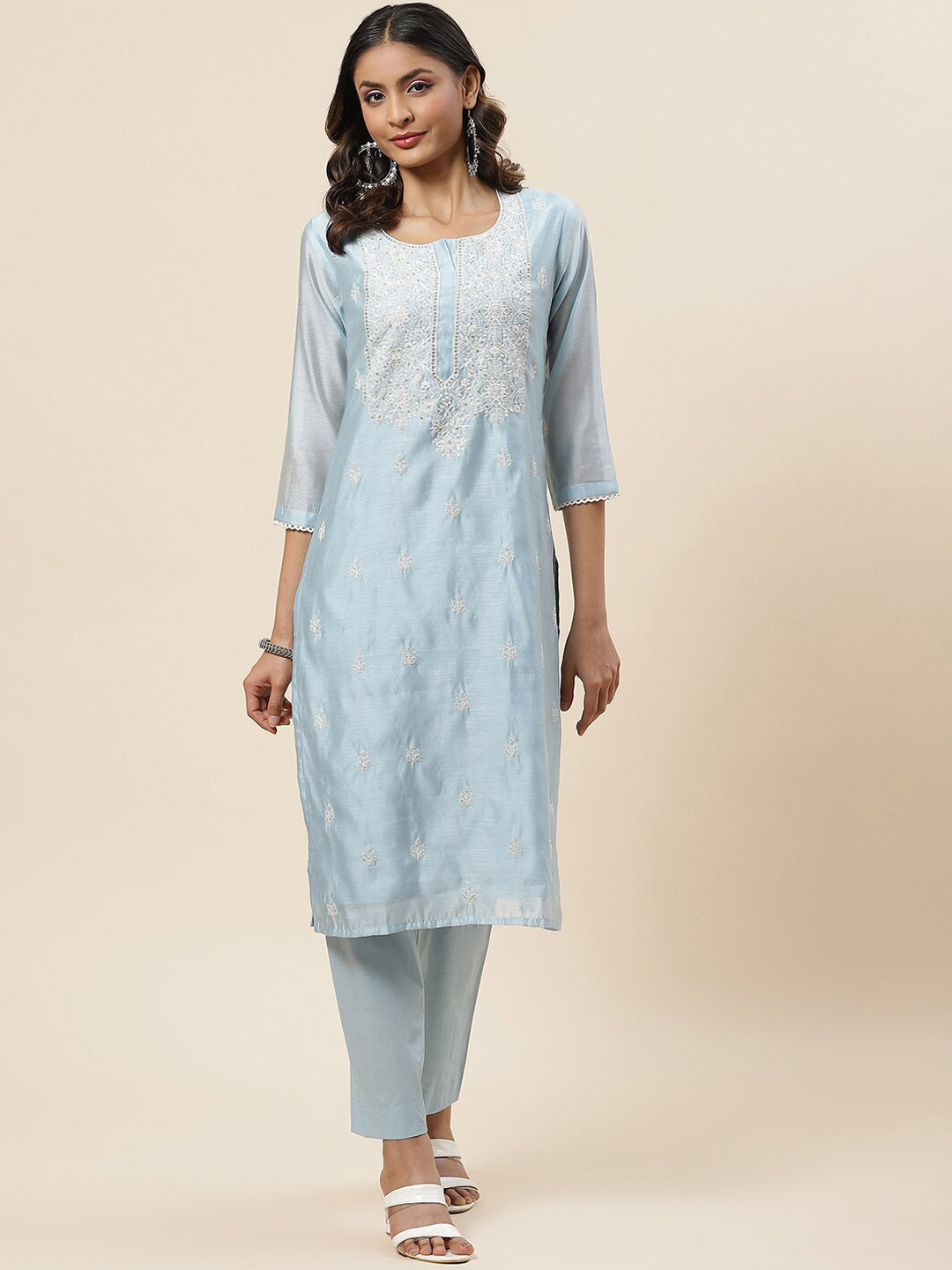 

Meena Bazaar Ethnic Motifs Embroidered Sequined Chanderi Silk Kurta with Trousers, Blue