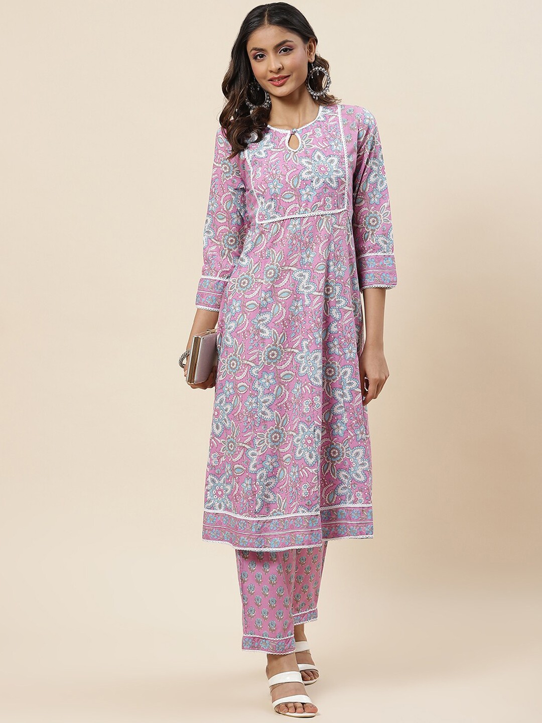 

Meena Bazaar Floral Printed Lace Detail A-Line Keyhole Neck Kurta with Trousers, Lavender