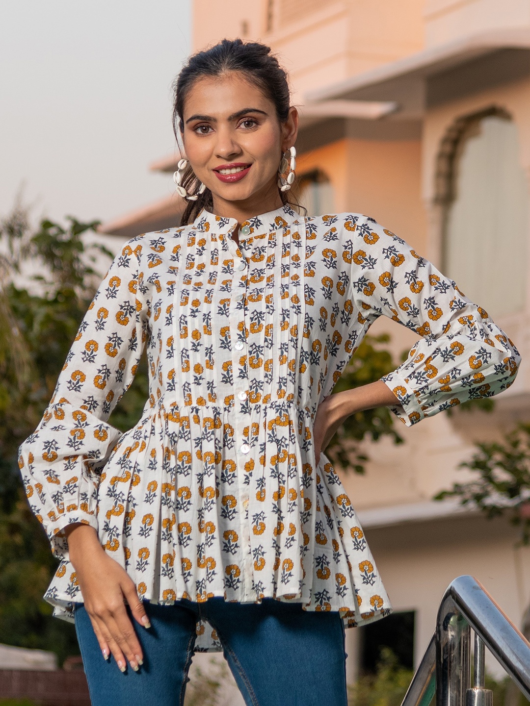 

Kohsh Floral Printed Pleated Pure Cotton Shirt Style Top, White