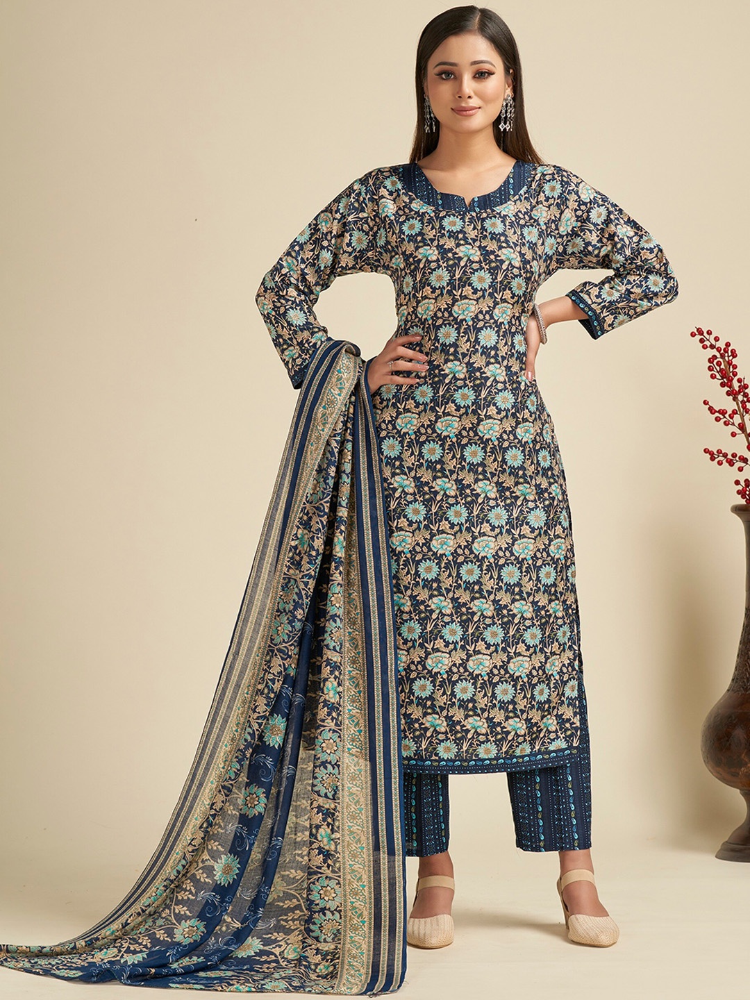 

Sitaram Designer Floral Printed Regular Pure Cotton Kurta with Trousers & With Dupatta, Blue