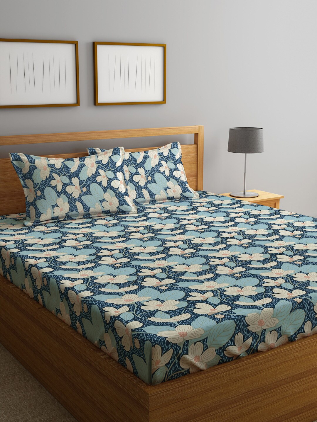 

KLOTTHE Blue & Orange Printed 300TC Fitted Double King Bedsheet With 2 Pillow Covers